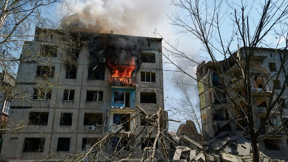 世界苦茶08月22日新闻 | 34条 | 特朗普暂时退出令俄乌直接谈判