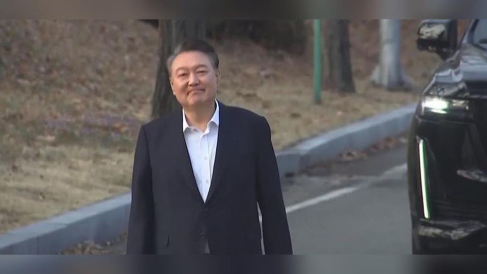 世界苦茶02月19日新闻 | 32条 | 韩国前总统尹锡悦一审被判无期徒刑