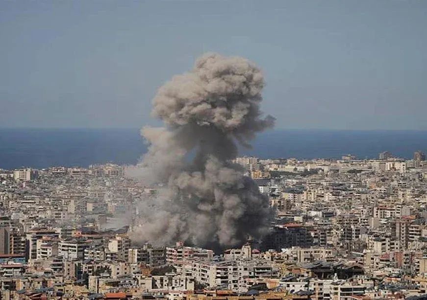 世界苦茶04月07日新闻 | 41条 | 特朗普威胁摧毁伊朗基建