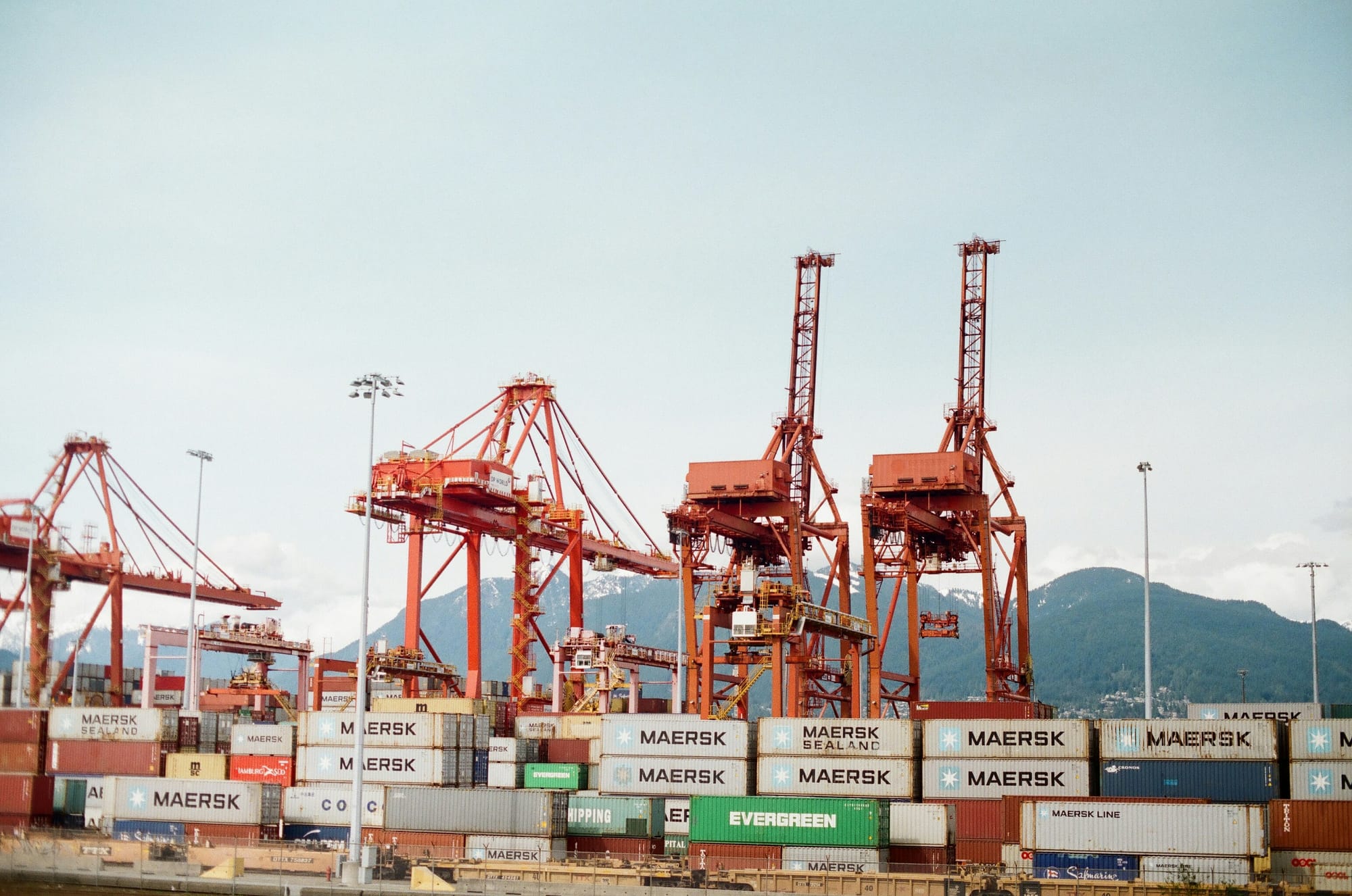 NZ’s current account deficit narrows as overseas investments pay off