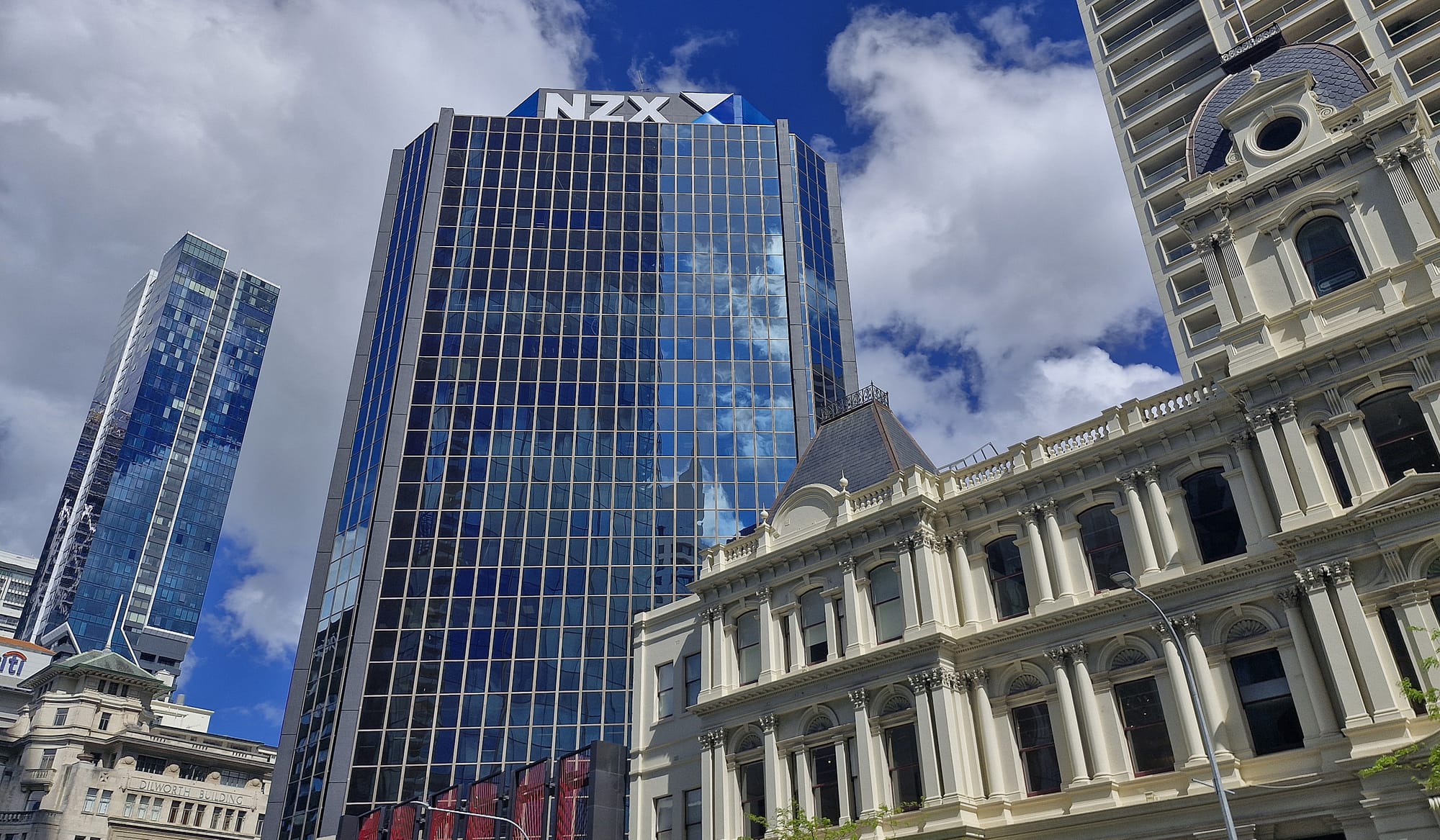 NZX50 posts worst week since May as investors lose their nerve