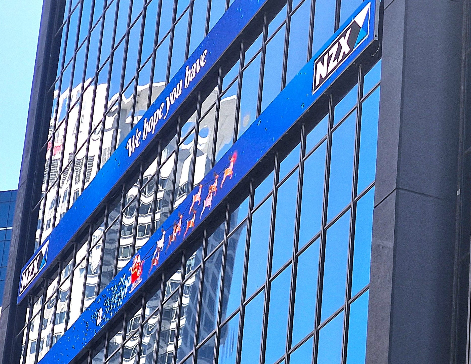 NZX50 posts weakest day in three weeks as blue chips weigh; Freightways rallies