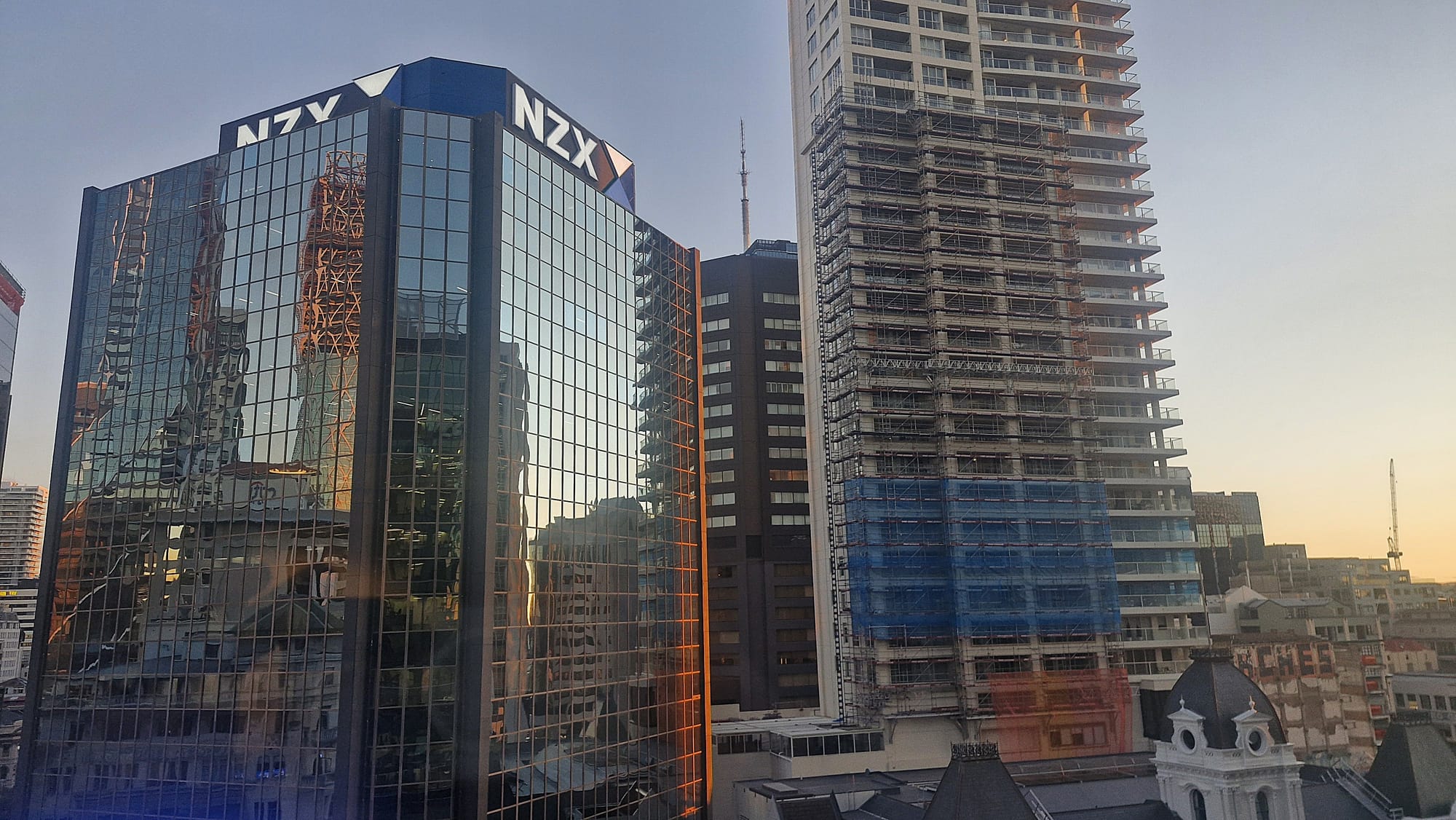 NZX50 snaps 3-day gain as Middle East tension keeps investors on edge