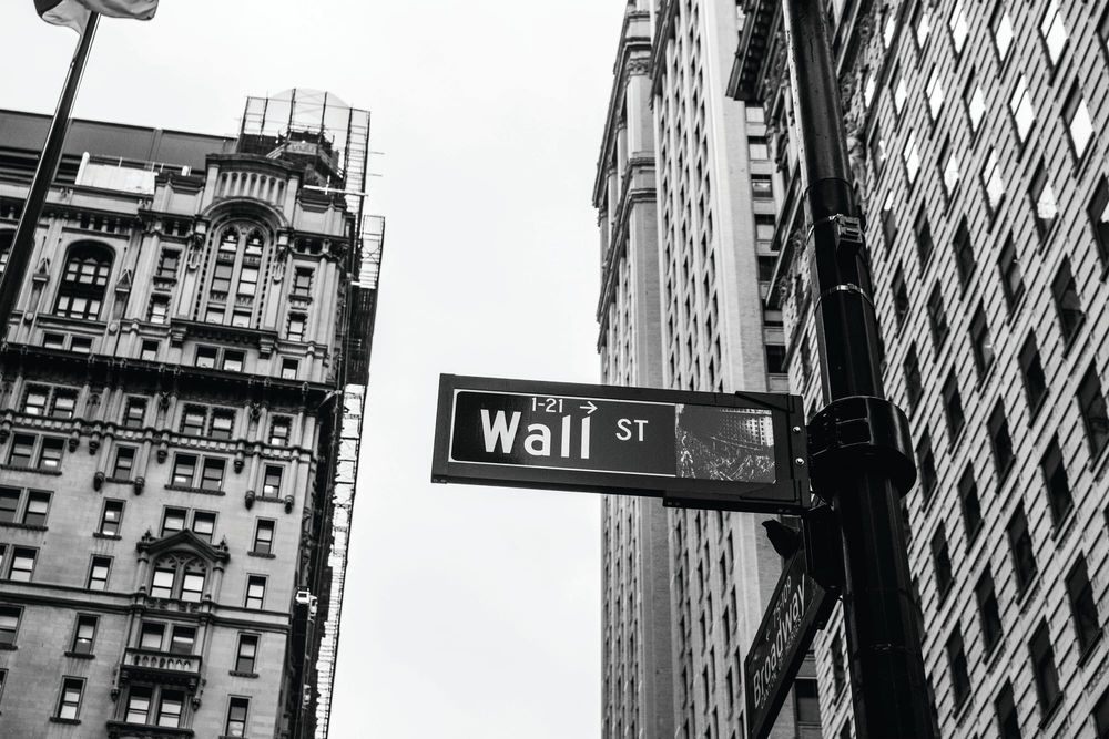 Oracle surge drives Wall St higher; Boeing sinks post image