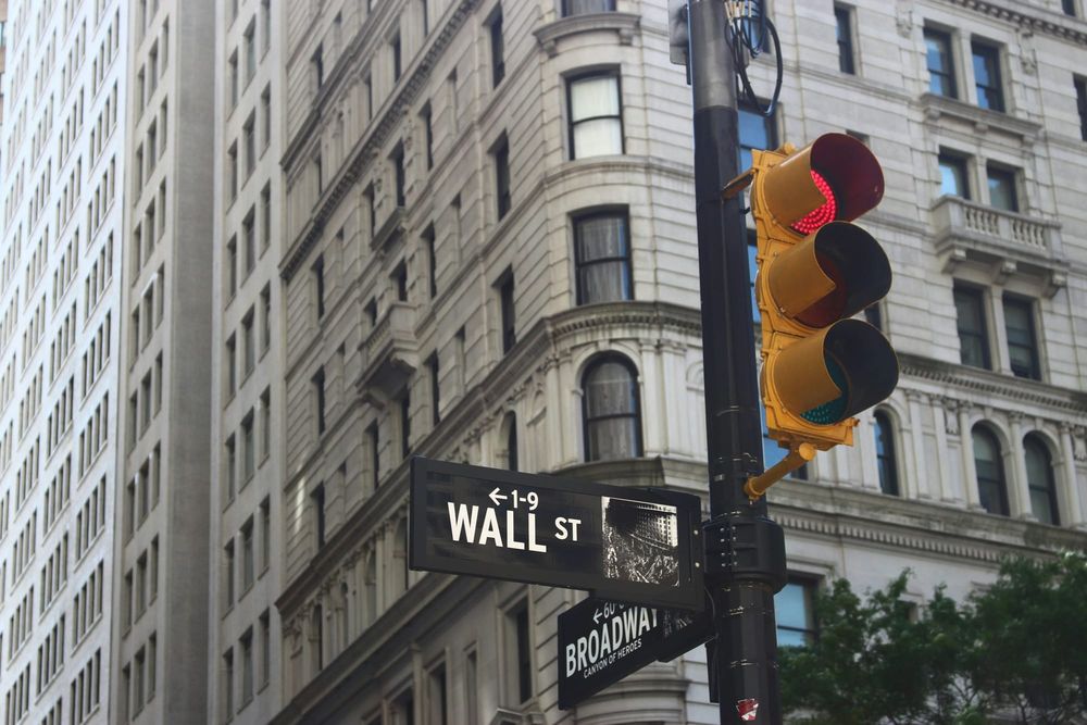 Wall St mixed as US oil plans emerge; BlueScope says no to takeover post image