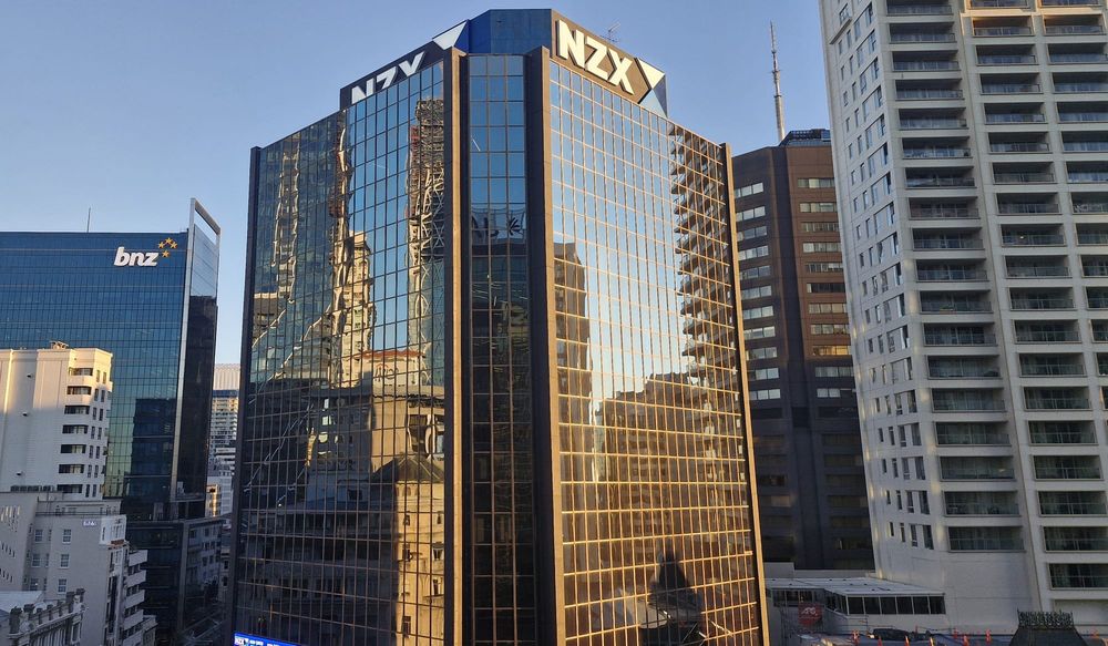 NZX50 dips as CSL slide saps healthcare firms post image