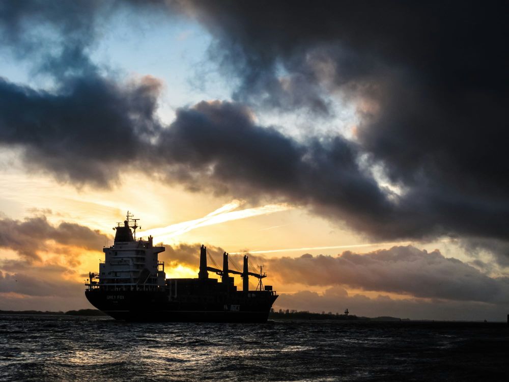 NZX50 sinks as war breaks out in Middle East; oil soars post image