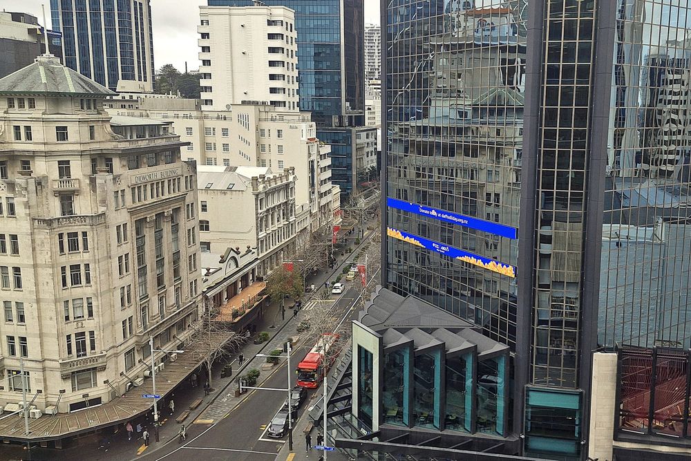 NZX 50 posts biggest weekly fall since May with Air NZ at record lows post image