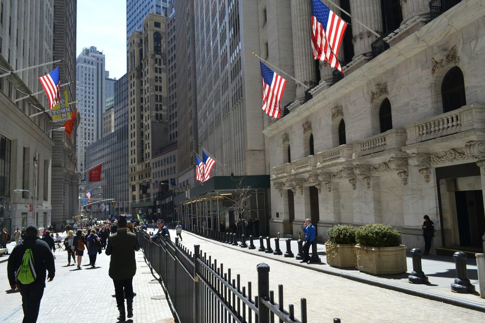 Wall Street slides as Fed delivers hawkish hike; FNZ chief departs post image