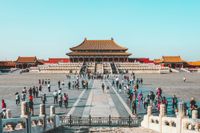 US megacaps rally as Trump touches down in China post image