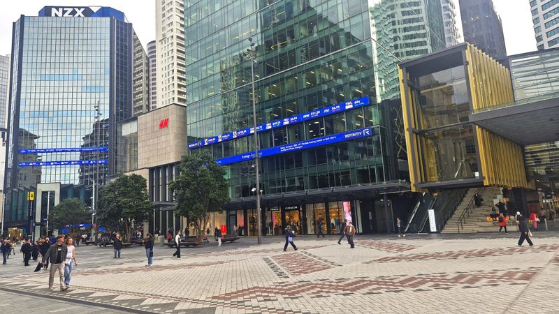 FNZ tries to toss out staff suit in Caymans court; NZX50 slides post image