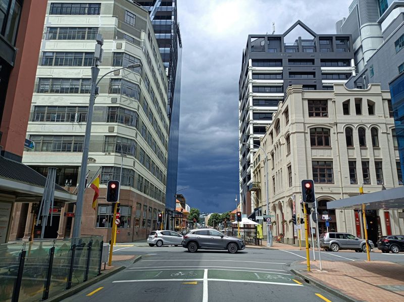 RBNZ’s rate cut size looms large as US shutdown clouds outlook post image