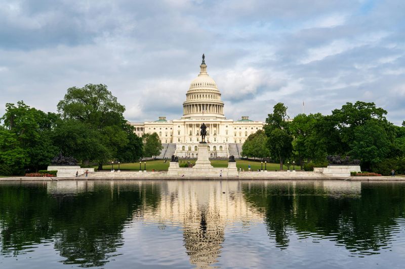 Wall St recovers as US Senate move to end shutdown post image