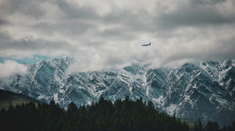 Serko, Tourism Holdings tumble as Iran fears knock NZX50 post image