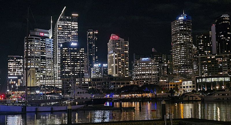 NZ dollar falls as US-Iran clash saps investor sentiment; new tariffs weigh post image