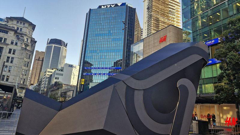 NZX50 dips amid choppy Middle East peace talks post image