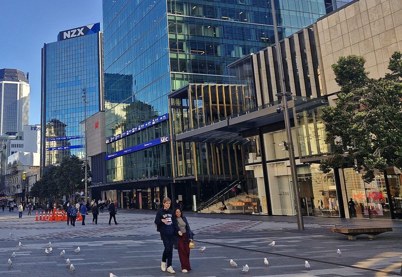 NZX50 falls 0.6% this week as Middle East concerns weigh post image