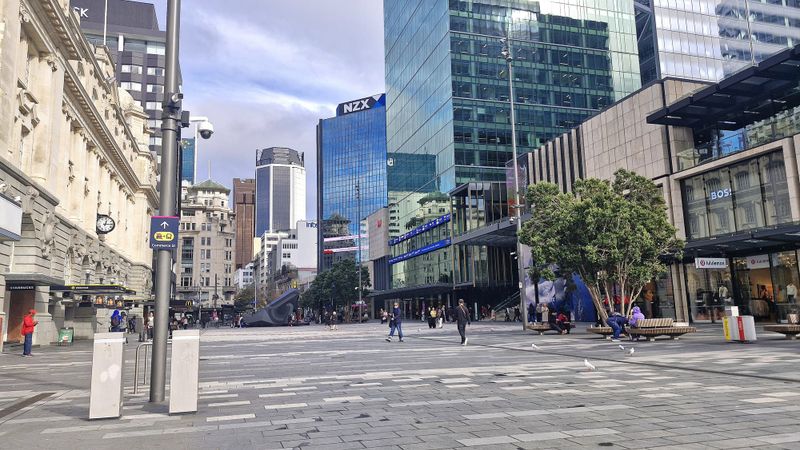 NZX 50 inches lower, avoids Asia’s stumble on Samsung earnings post image