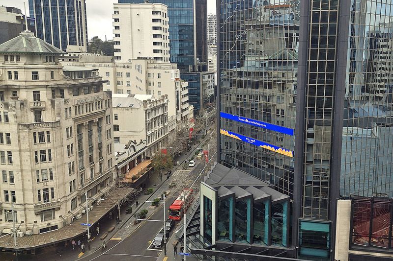 NZX 50 posts biggest weekly fall since May with Air NZ at record lows post image