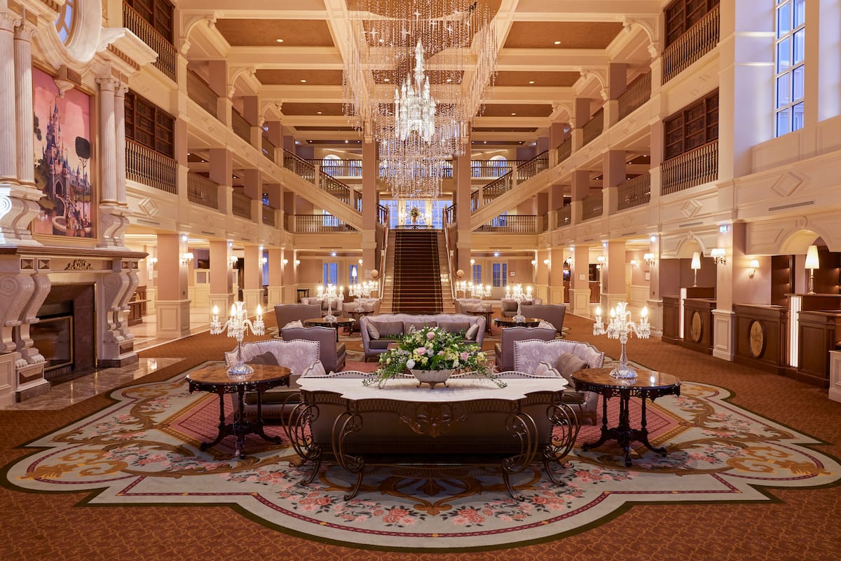 disneyland paris hotel
