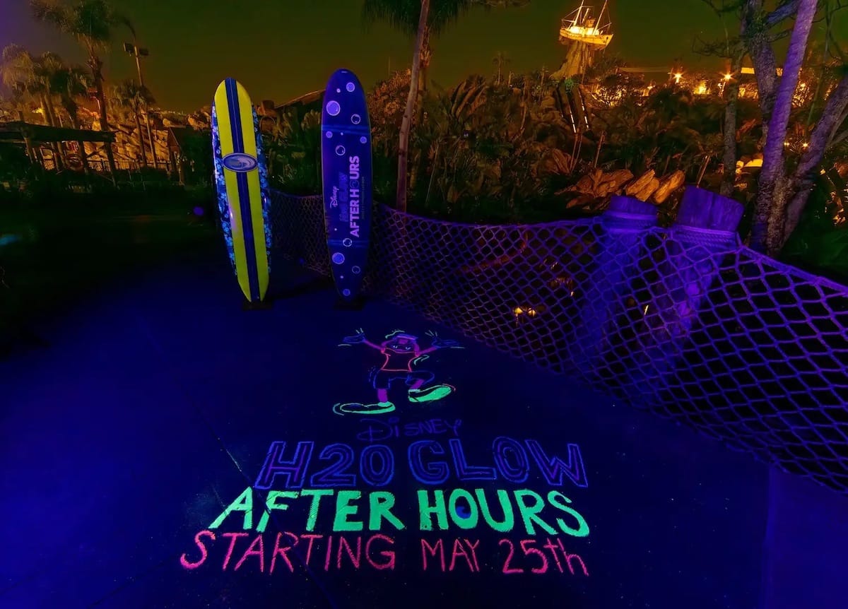 typhoon lagoon's h2o glow after hours