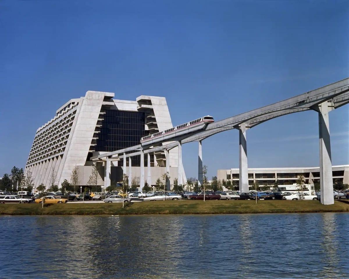 disney monorail
