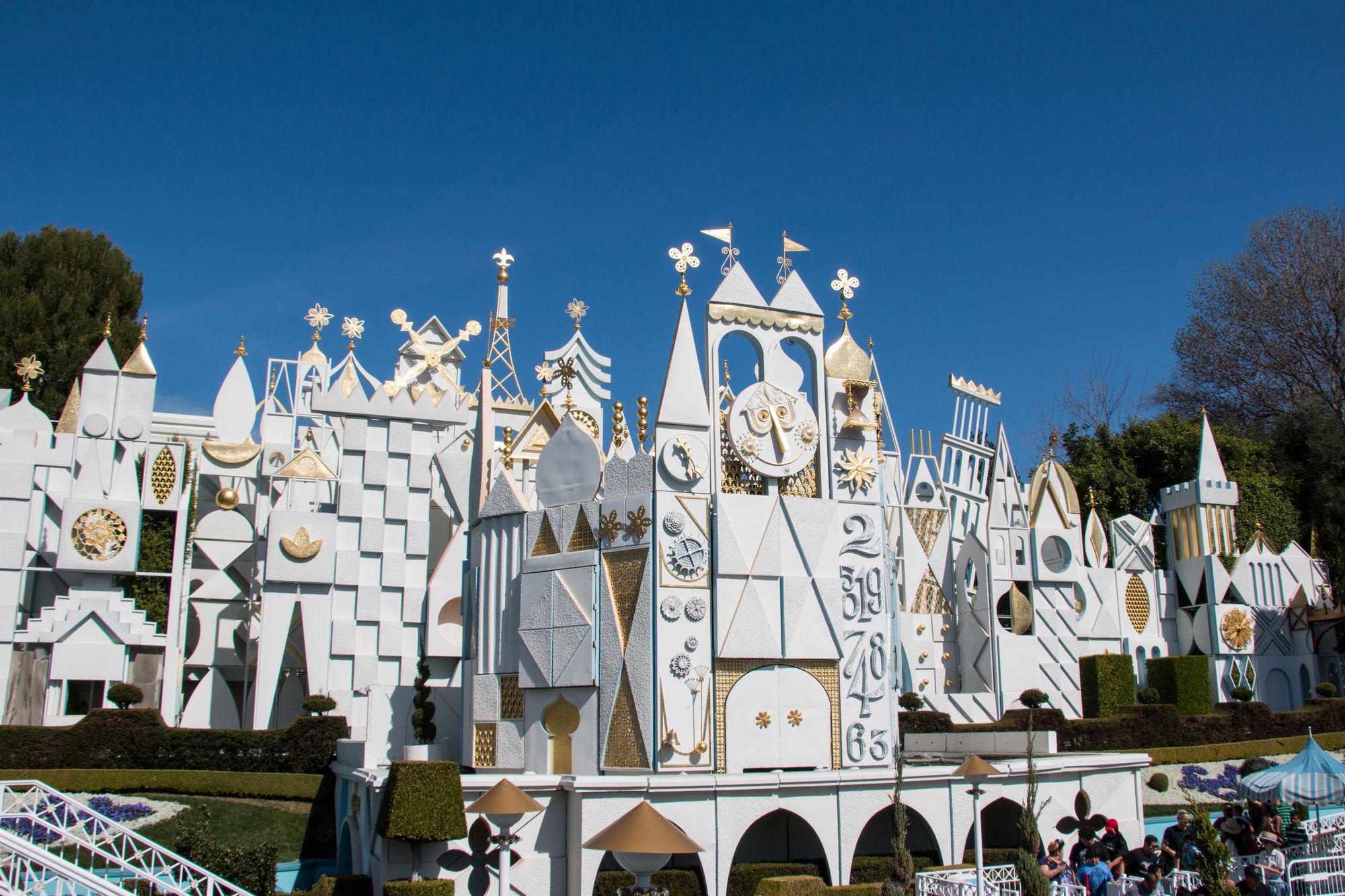 Tips for Visiting the Disneyland Resort While Pregnant