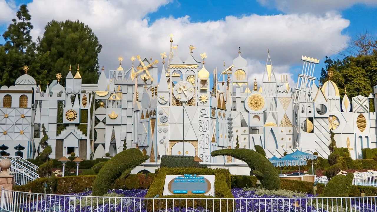 Naked Man Detained at Disneyland While Roaming Around 'It’s a Small World' Attraction