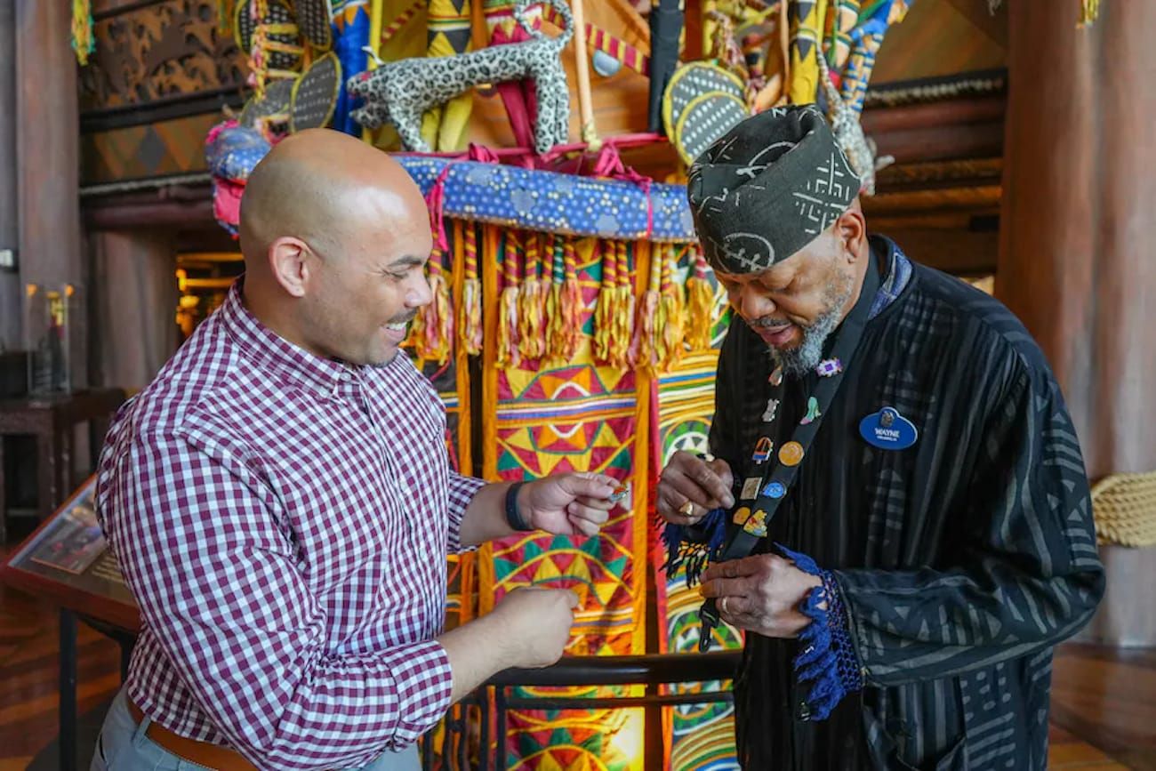 walt disney world, pin trading with cast members