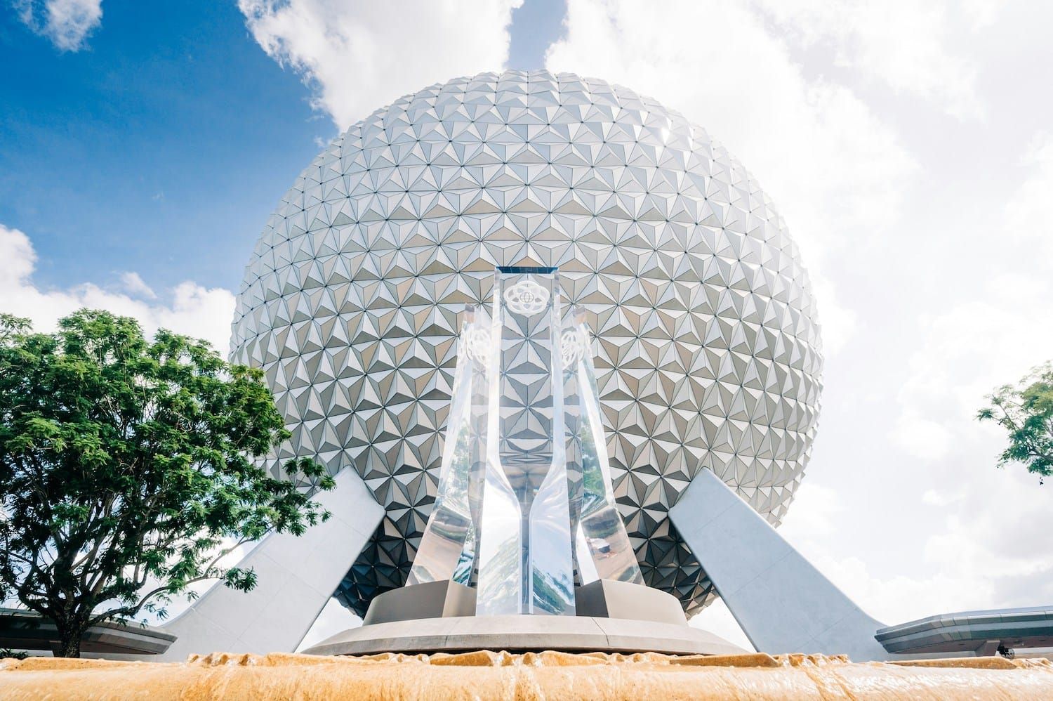 epcot spaceship earth