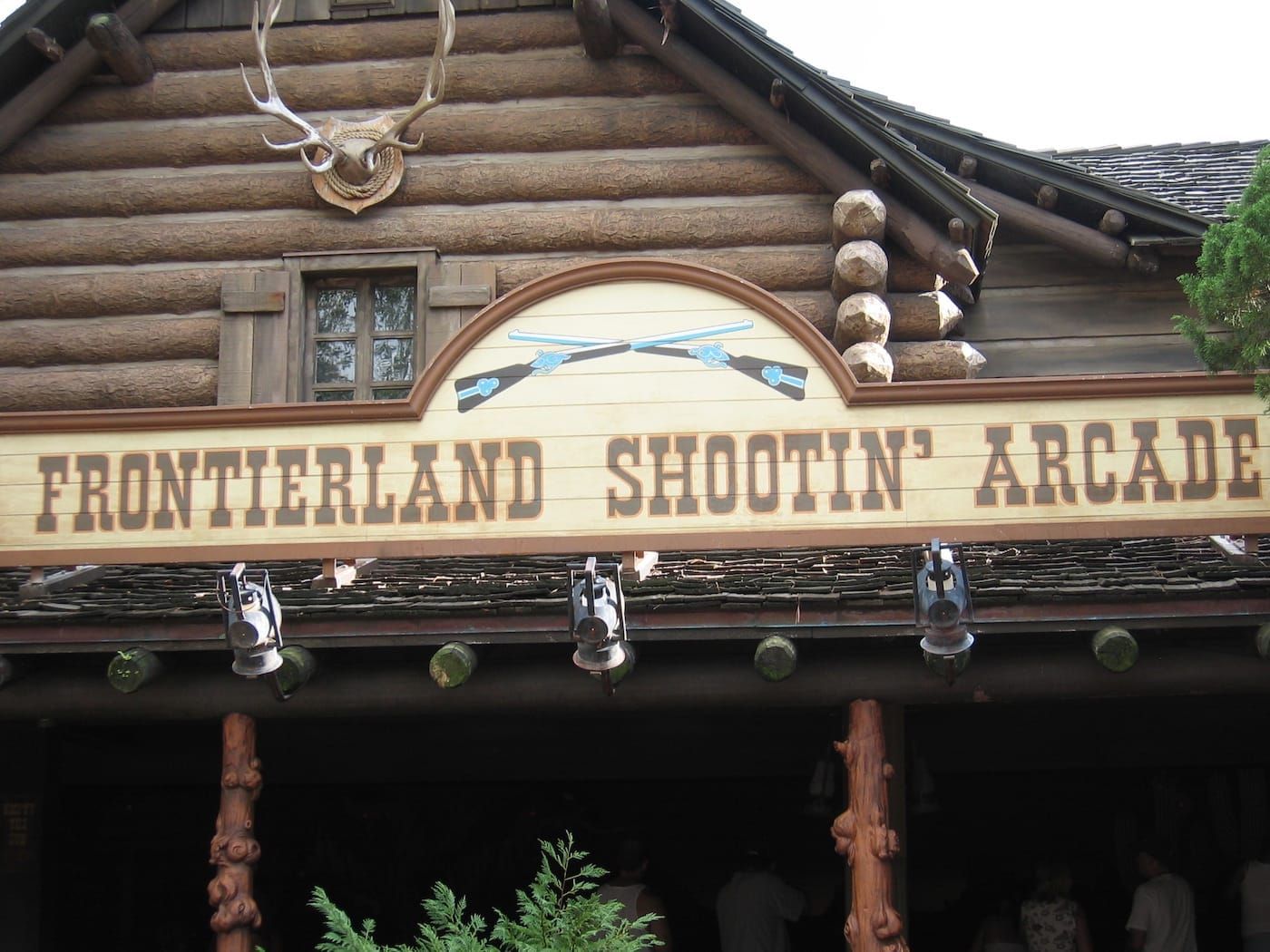 frontierland shootin' arcade in the magic kingdom