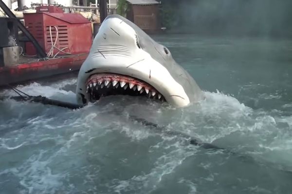 A Look Back at What Was Great About Jaws: The Ride, and What Wasn’t