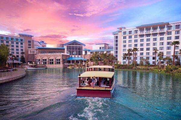 Loews Sapphire Falls Resort and Universal’s Aventura Hotel Will Temporarily Close on August 21