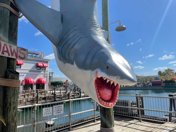 Jaws Photo-Op Swims into Universal Studios Florida