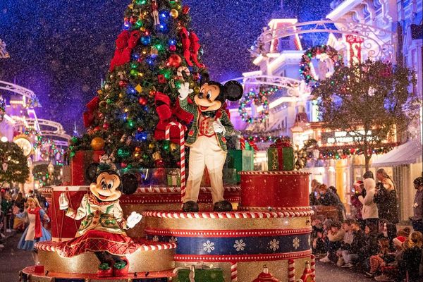 Mickey's Very Merry Christmas Party 2023: Magic Kingdom's Ultimate Holiday Guide