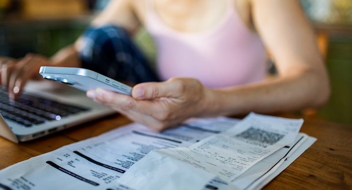 Money hazards: How to relieve end-of-the-month financial stress