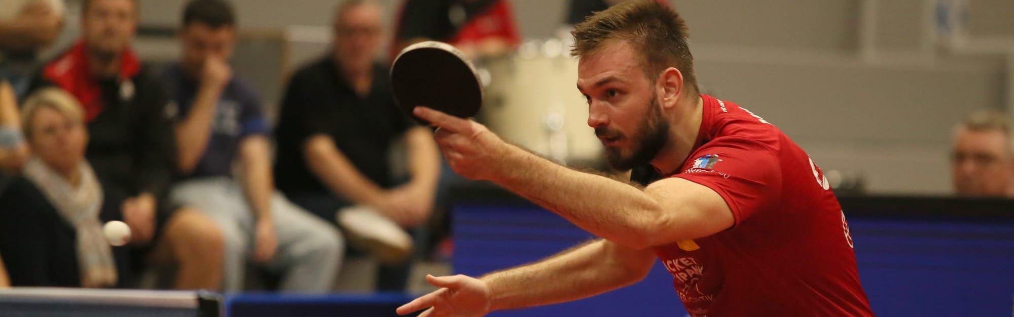 Saarbrücken-Schreck Bad Homburg vor Klassenerhalt, Düsseldorf behauptet Tabellenführung