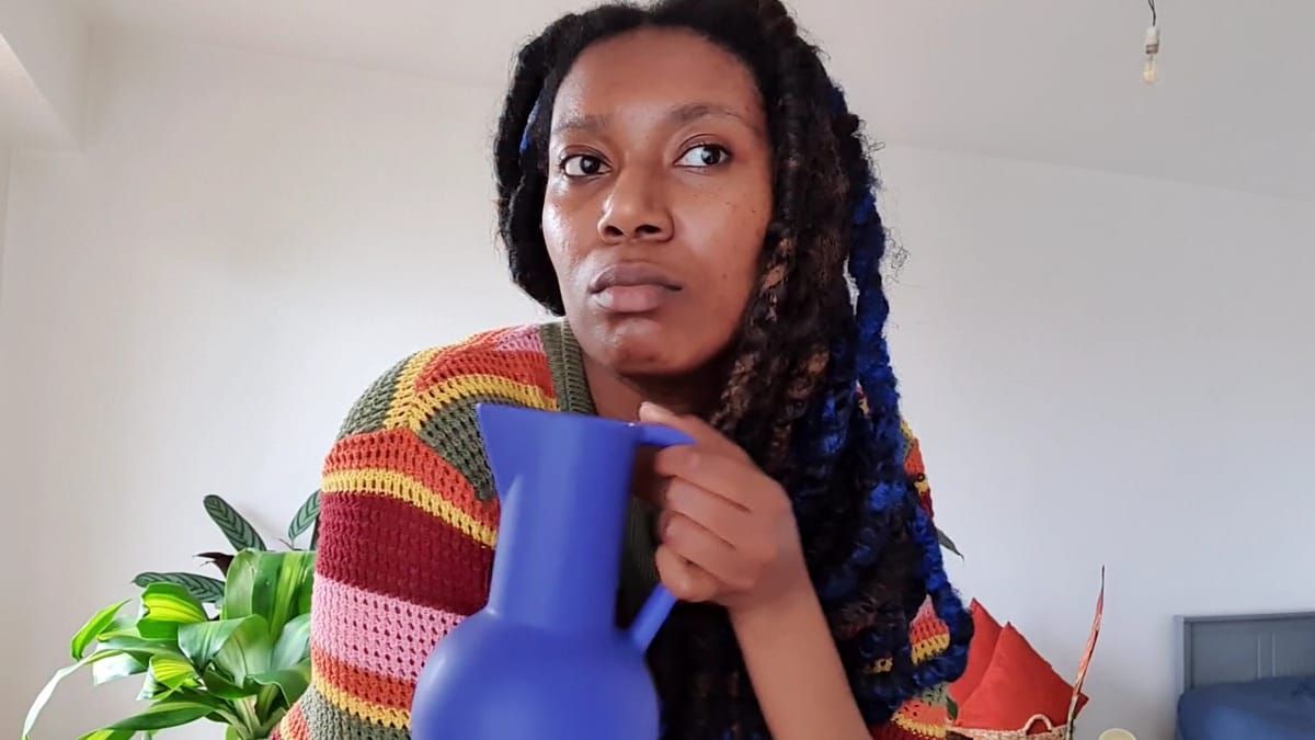 Fassi De Souza, artisane tricoteuse.