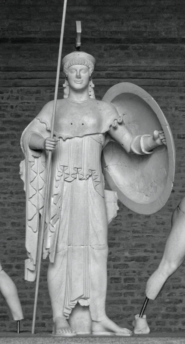 Athéna. Temple d'Aphaïa. Égine. Début Ve&nbsp;siècle&nbsp;av. J.-C. Glyptothèque de Munich.