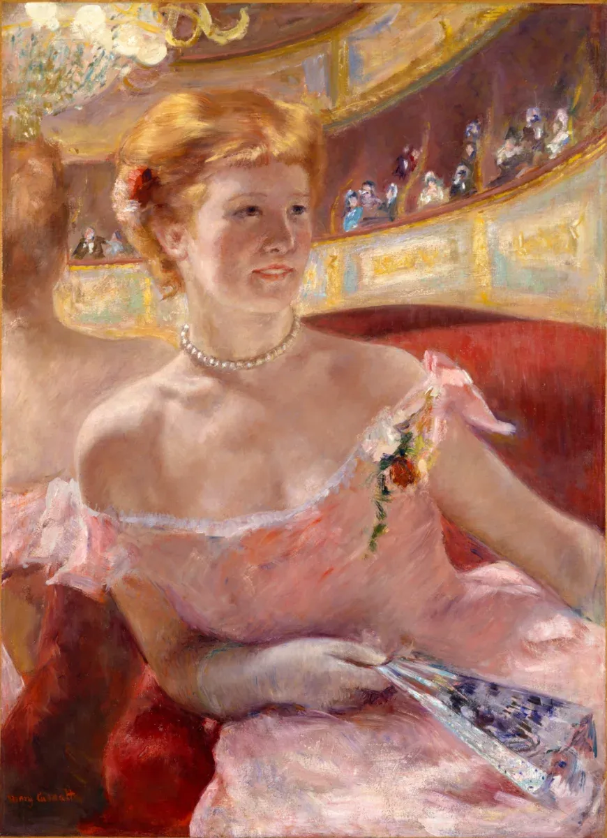 Mary Cassatt, Femme dans une loge, 1879. Huile sur toile, 81,5 × 59,5 cm. Philadelphie, Philadelphia Museum of Art, legs de Charlotte Dorrance Wright, 1978, inv. 1978.1.5.
