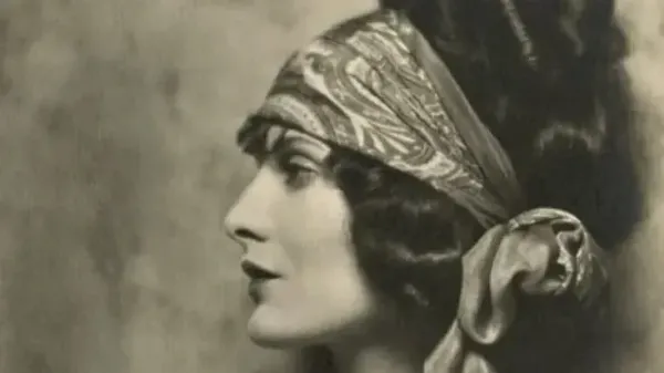 Mina Loy, délicatesse et force à travers la photographie
