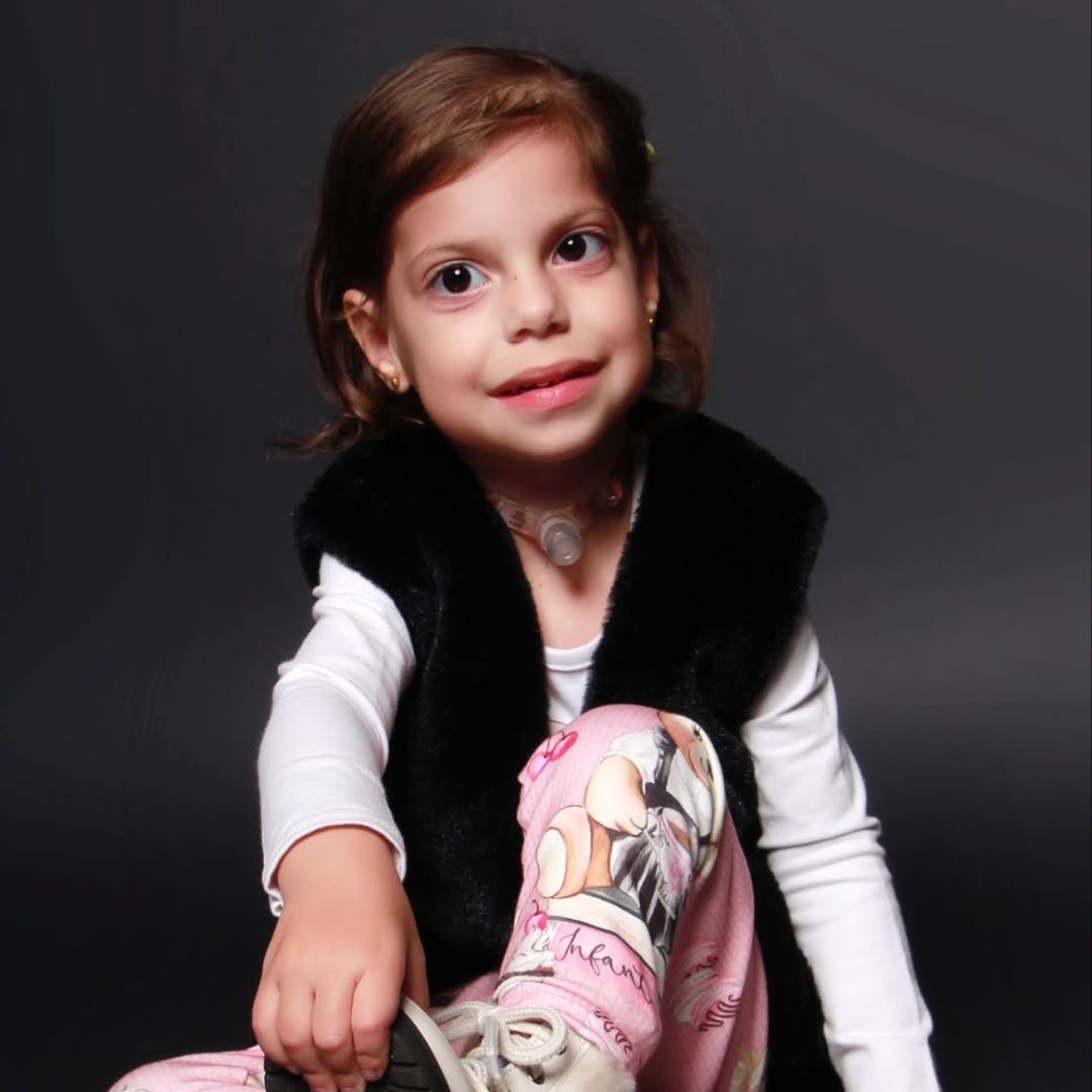 Young girl moves people by saying that “Mary, the mother of Jesus” visited her while she was in the ICU: “She ran to save me.”