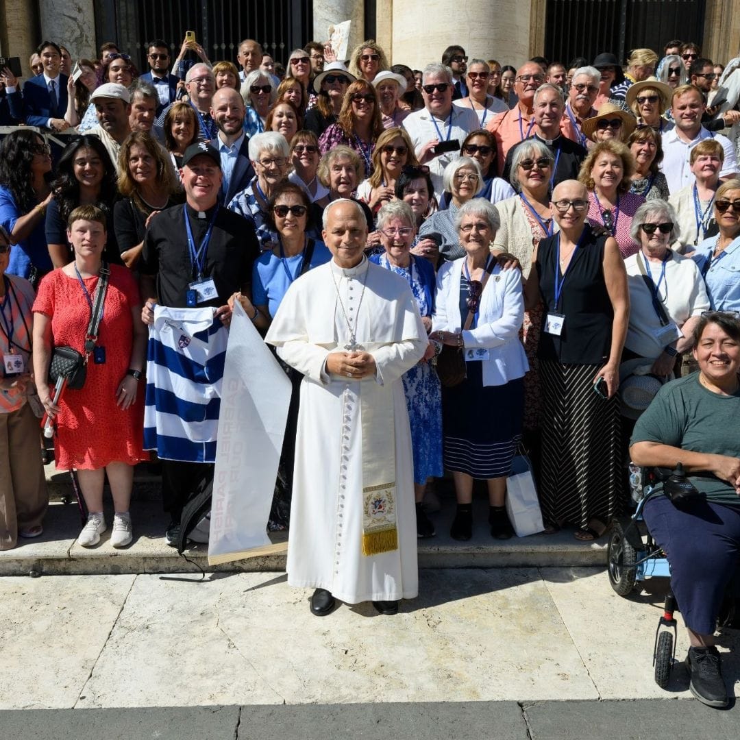 ‘Father Bob!’: How 50 Chicago Pilgrims Caught Pope Leo’s Attention in St. Peter’s Square