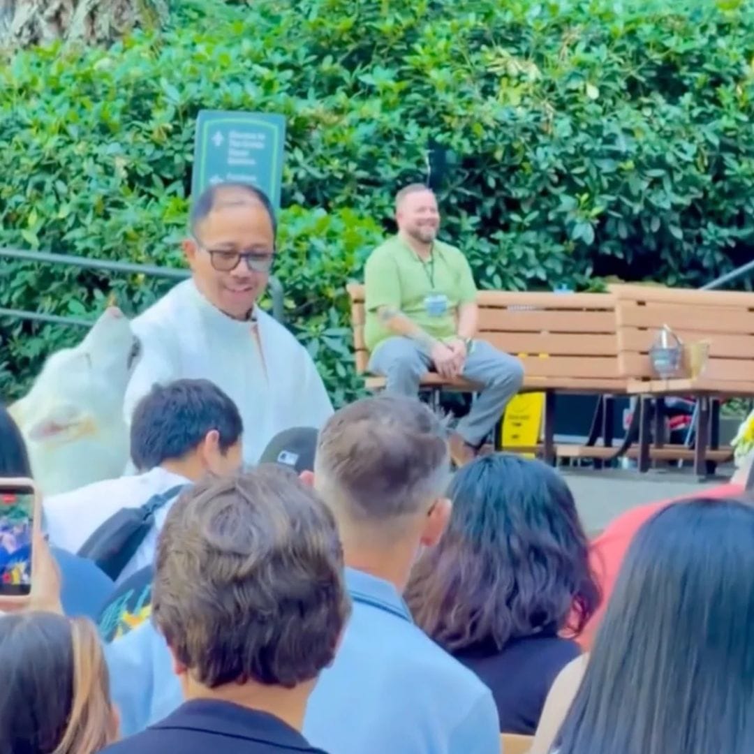 "HaleAWOOOOOyah!:" Husky Goes Viral After Joining Mass Choir