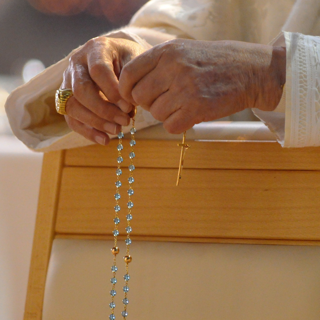 why do catholics pray the rosary