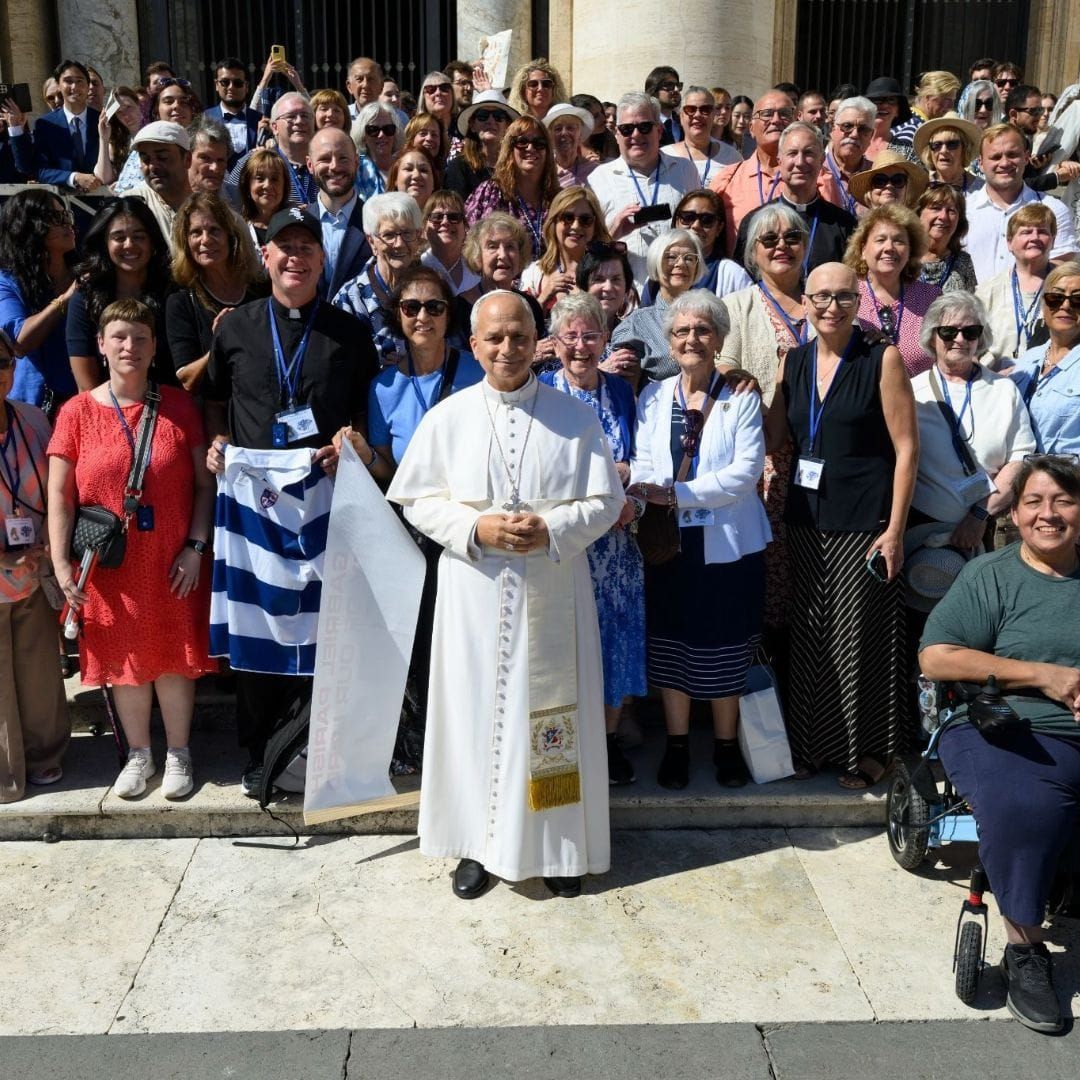 ‘Father Bob!’: How 50 Chicago Pilgrims Caught Pope Leo’s Attention in St. Peter’s Square