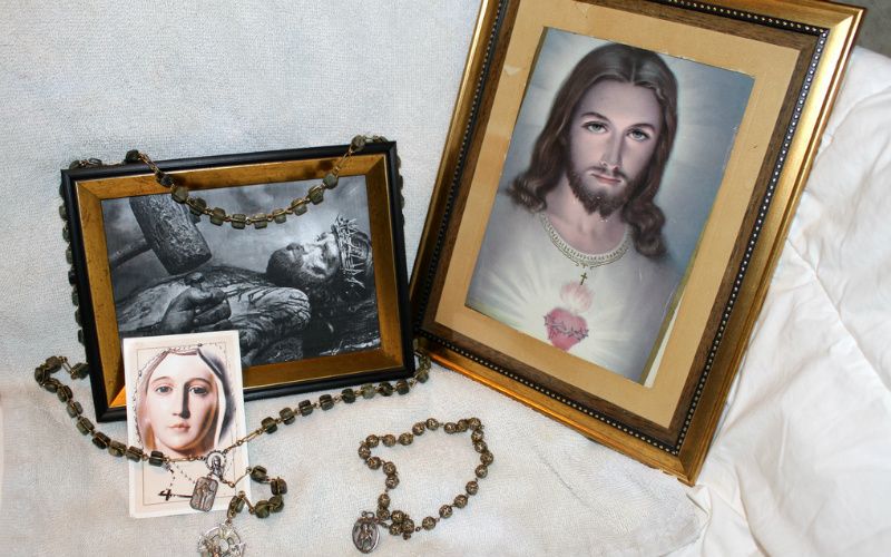 How to Avoid Converting to Catholicism, in 8 Easy Steps