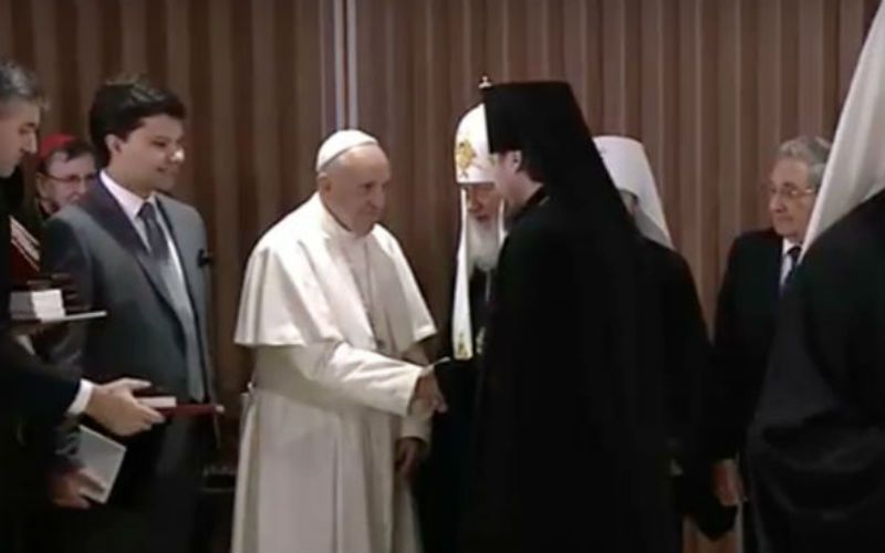 Pope, Moscow Patriarch Strongly Condemn Abortion, Attacks on Family