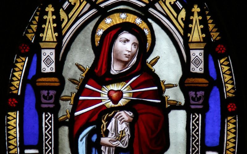 Why You Should Prepare for a Marian Consecration This Lent