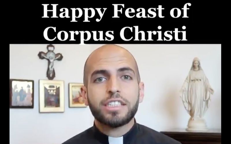 "This Has to Change": A Priest's Stirring Response to Catholics' Disbelief in Real Eucharistic Presence